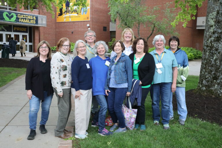 Alumni enjoy time on campus