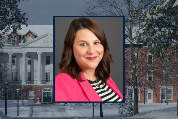 Jessica Schindelar headshot