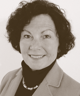 Headshot of Dr. Cynthia Natali Potter ’79