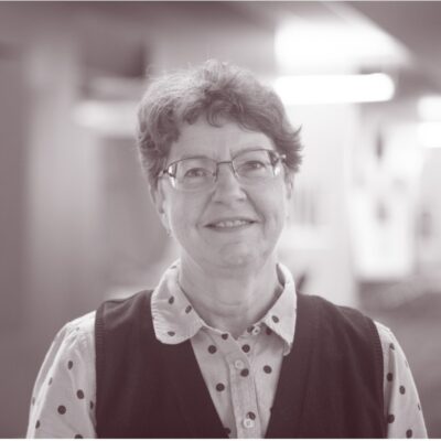 Headshot of Kirsten Peterson '78