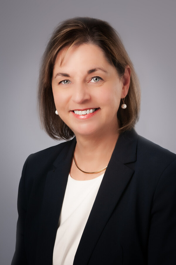 Head-shot of Karen Skarupski