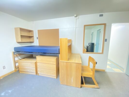 image of room in Ravine Hall